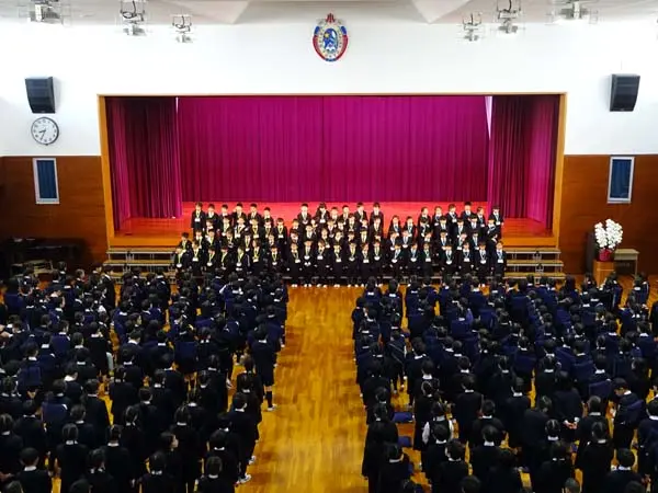 1年生を迎える会を行いました