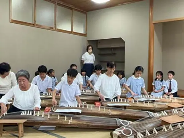 お筝　秋のおさらい会