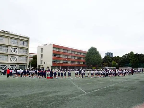 なわとび集会を行いました