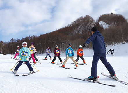 雪の学校