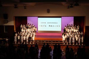 1～5年生授業参観・6年生朗読劇発表会を行いました